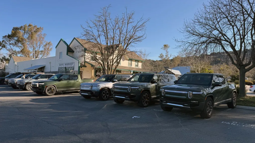 Rivian vehicles at Santa Ysabel supercharger