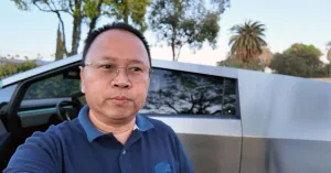 Me in front of Cybertruck