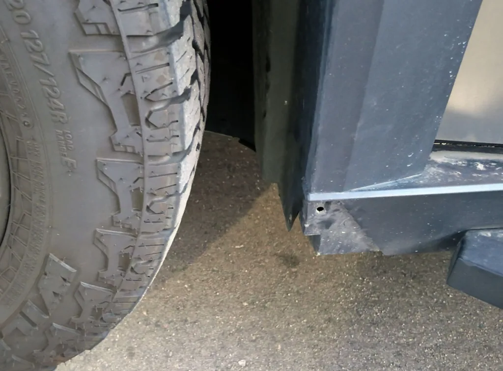 cybertruck rear fairing broken