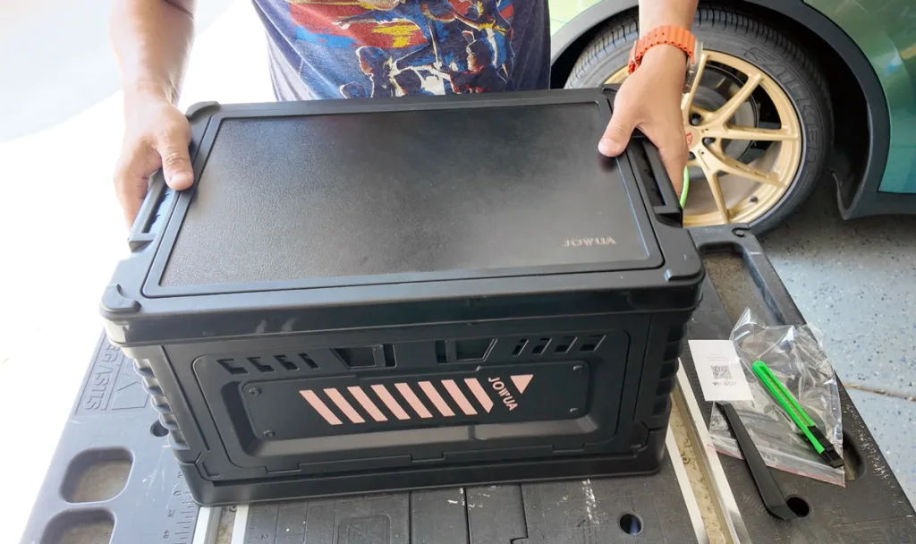 Jowua storage bin for Tesla